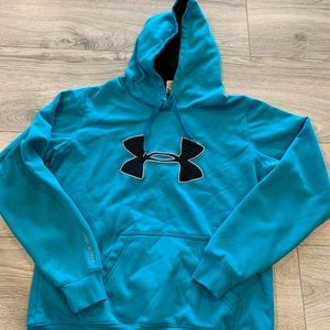 Ladies medium under armour hoodie